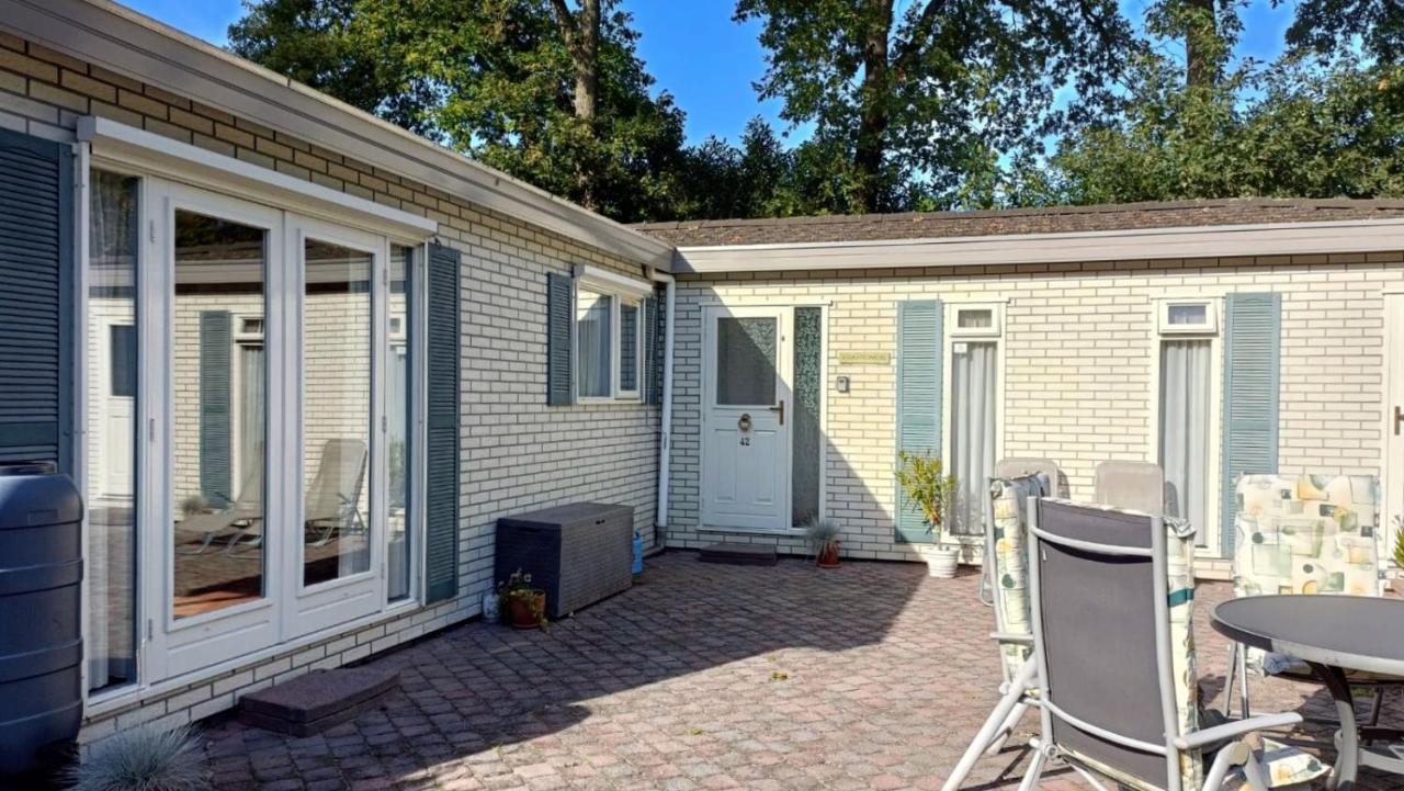 Chalet 42 'Vuursteenberg' Bospark Ijsselheide Zwolle Hattemerbroek Ngoại thất bức ảnh
